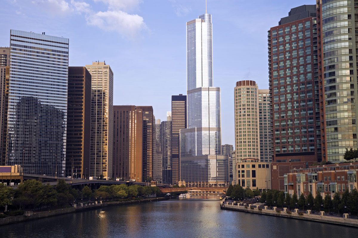 Trump Tower from the Chicago River